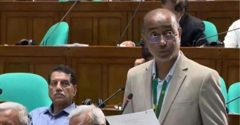 দিল্লিতে বসে হুংকার দিয়ে লাভ নেই, সীমানায় ঢুকলেই গ্রেপ্তার: আইনমন্ত্রী মো. আসাদুজ্জামান
