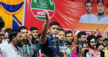 ‘যাদের জন্য জয় বাংলা স্লোগান দেন, সেই পরিবারের কেউ বাংলাদেশের নাগরিক নন’: হাসনাত আব্দুল্লাহ