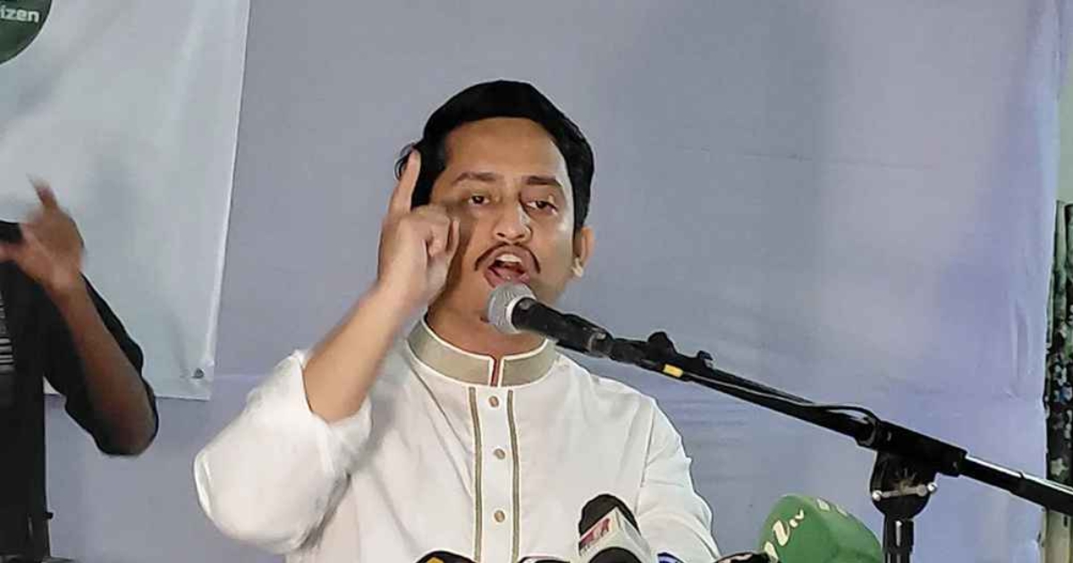 চাঁদাবাজি বন্ধ করতে না পারলে ক্ষমতা ছেড়ে দিন: সারজিস আলম