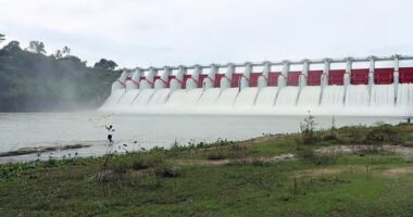 কাপ্তাই বাঁধের ১৬ জলকপাট খুলে ছাড়া হবে পানি, ভাটি অঞ্চলে সতর্কতা