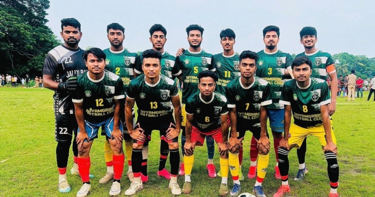 লাখ টাকার টুর্নামেন্টের ফাইনালে মুখোমুখি হাজীপুর ও শ্যামগ্রাম ফুটবল ক্লাব