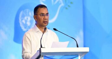 বিদেশি বিনিয়োগকারীদের বাংলাদেশে নতুন উদ্যোগ ও ব্যবসা সম্প্রসারণের আহ্বান প্রধানমন্ত্রীর