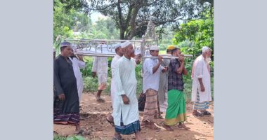 আজীবন মানুষকে নামাজে ডেকেছেন, বিদায়ও নিলেন মসজিদের বুকে