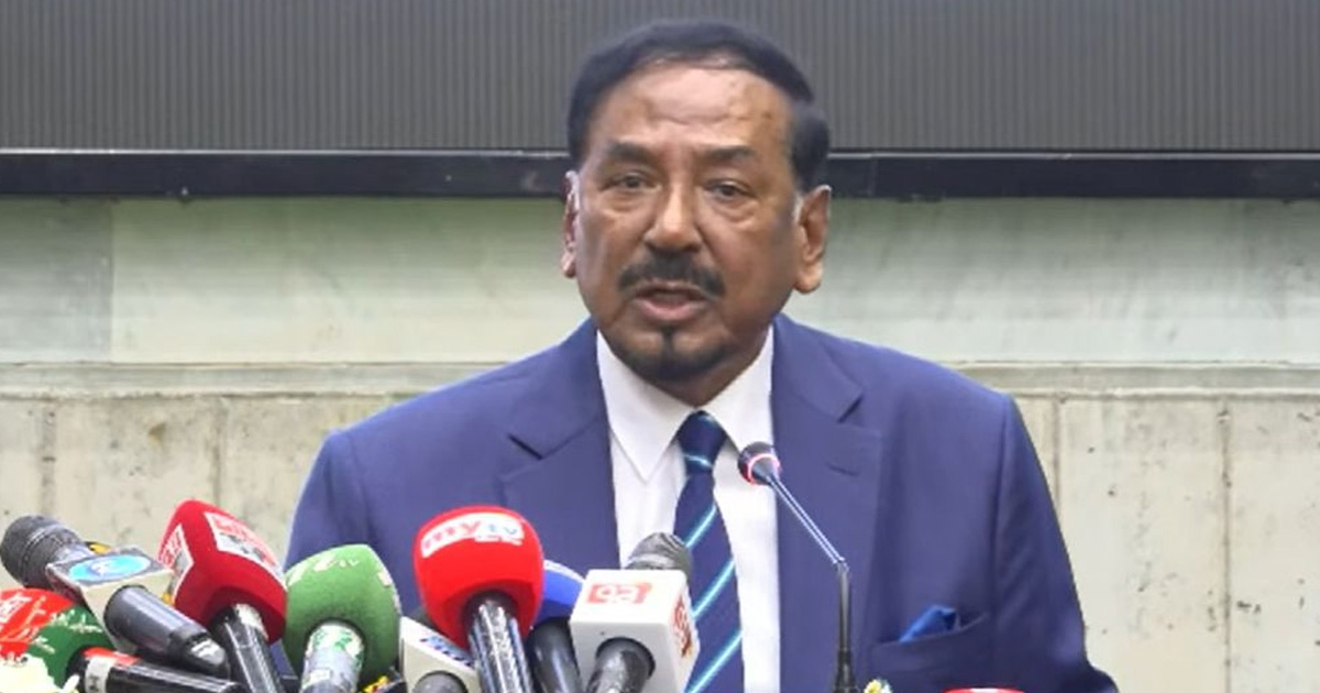 ভারপ্রাপ্ত রাষ্ট্রপতির দায়িত্ব নিলেন স্পিকার হাফিজ উদ্দিন আহমদ