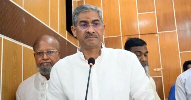 এখন মানুষ সহযোগিতা করছে, সময় গেলে জবাবদিহি প্রত্যাশা করবে জনগণ: পানিসম্পদমন্ত্রী