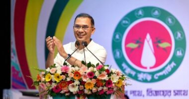 নতুন কুঁড়ি স্পোর্টসের বিজয়ীদের মধ্যে পুরস্কার বিতরণ করলেন প্রধানমন্ত্রী