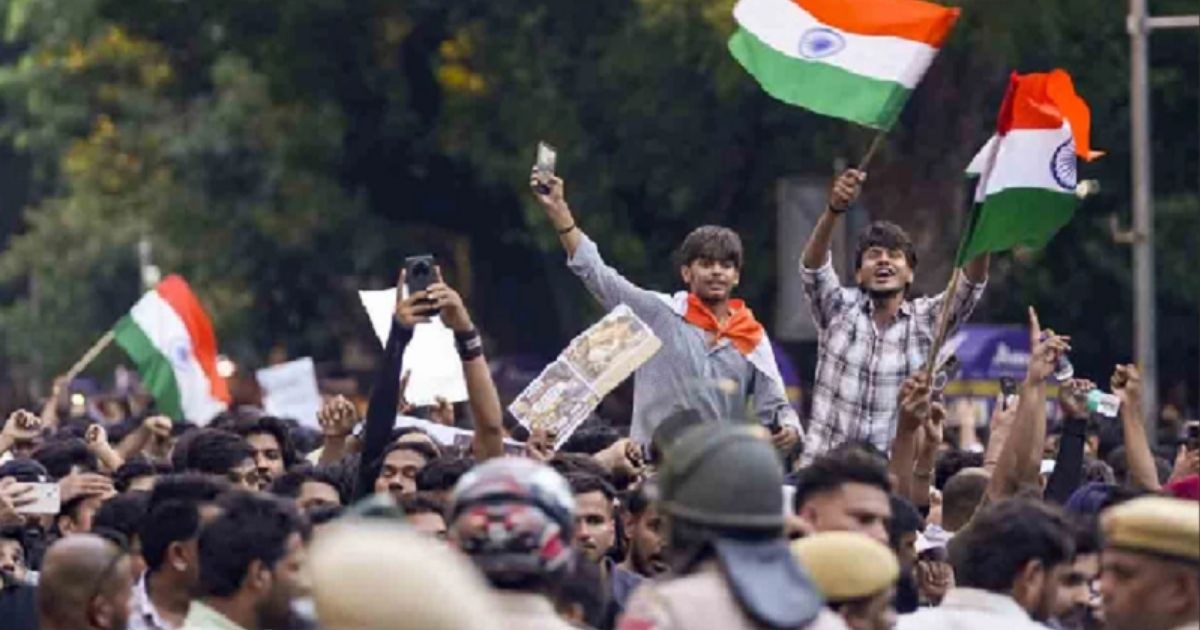 মোদি সরকারের সঙ্গে বৈঠকে বসতে যাচ্ছে ককরোচ পার্টি