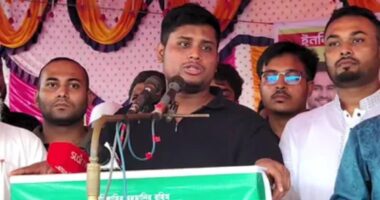 মোদিকেও পালাতে হতে পারে, মনে হয় হাসিনা তাঁকে নিয়েই ফিরবেন: হাসনাত আব্দুল্লাহ