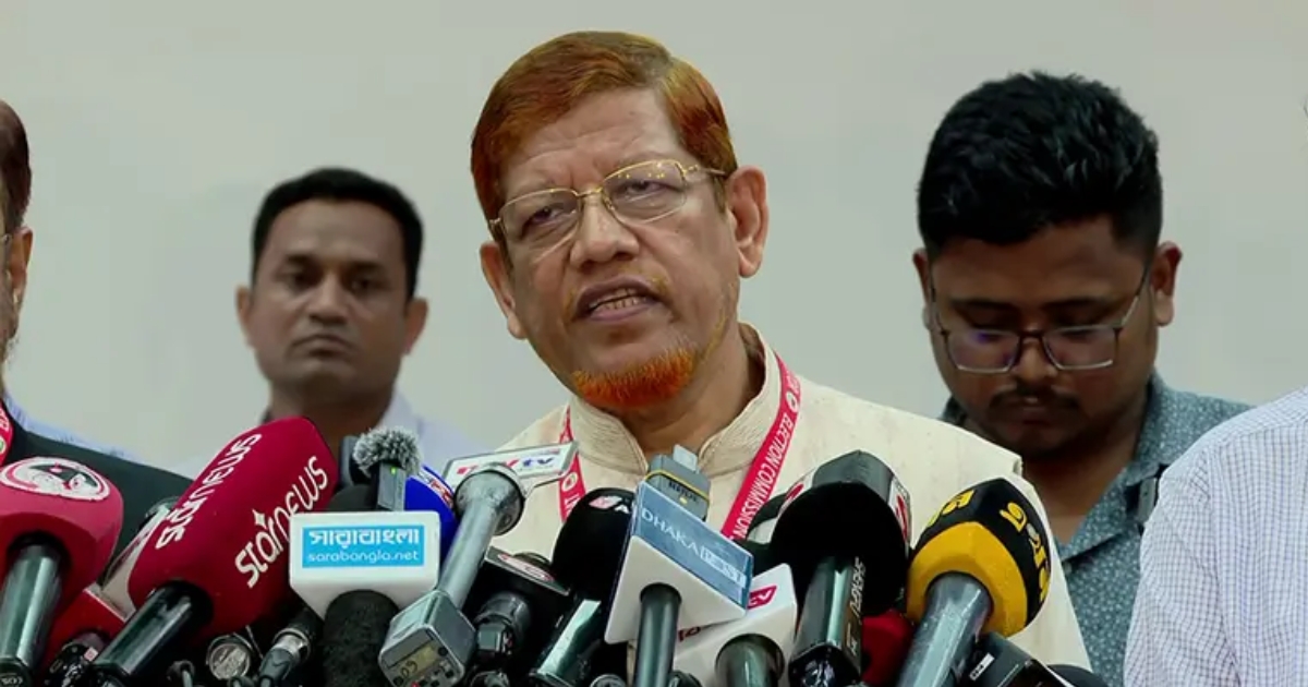 স্পষ্টভাবে বলতে চাই-আমাদেরকে দায়িত্ব দেন, তরুণ সমাজ গড়ে তুলব: হামিদুর রহমান আযাদ