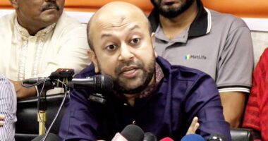 ‘সাংস্কৃতিক ফ্যাসিবাদ’ রুখতে নতুন প্রজন্মকে জেগে উঠতে হবে: ব্যারিস্টার ফুয়াদ