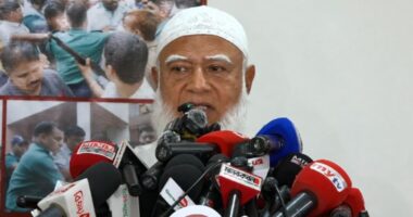 ফ্যাসিস্ট যা করে গেছে, এখন হুবহু ফটোকপি আপনারা করছেন,১৭ বছরের নির্যাতনের কথা ভুলে যাবেন না: বিরোধীদলীয় নেতা