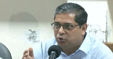 প্রাইম মিনিস্টার্স গোল্ডকাপে দল গঠনে ব্যর্থ হলে শিক্ষাপ্রতিষ্ঠানের এমপিও স্থগিত: মীর শাহে আলম