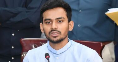 ‘দেখা না দিলে বন্ধু কথা কইও না’, এখন আওয়ামী লীগের ক্ষেত্রেও একই গান প্রযোজ্য: আসিফ