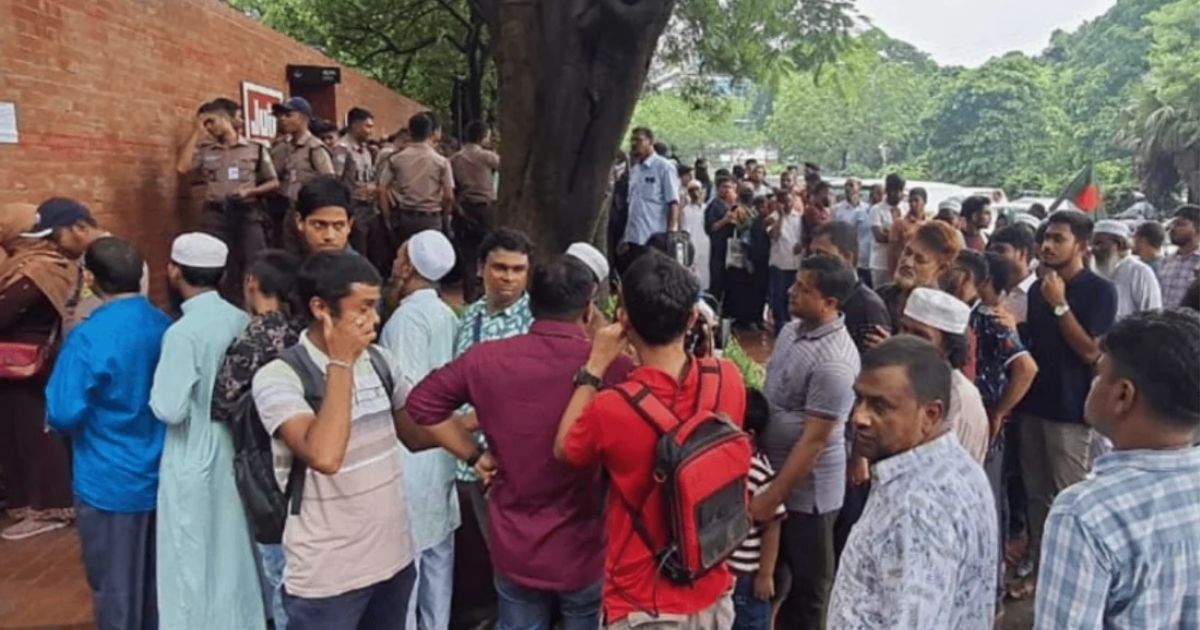 প্রথম দিনেই জুলাই গণঅভ্যুত্থান স্মৃতি জাদুঘরে ভিড়, শেষ ৯০০ টিকিট
