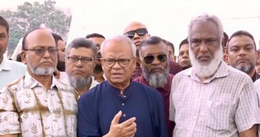 শেখ হাসিনাকে ফেরত না দিয়ে রাজনীতির সুযোগ করে দিচ্ছে ভারত: রুহুল কবির রিজভী