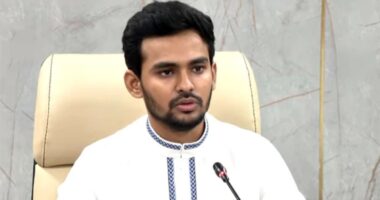 বিএনপির নারী এমপিকে আইনি নোটিশ দিলেন আসিফ মাহমুদ