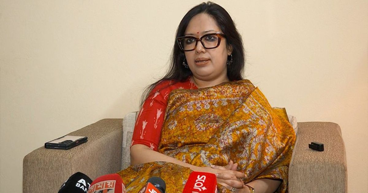 ‘আওয়ামী লীগকে সরাইছেন কেন আপনি যদি আ.লীগের মতোই করেন, তাহলে তাদের দোষ কী ছিল’: রুমিন ফারহানা