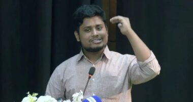 ‘ম্যানেজিং কমিটির হাতে শিক্ষক নিয়োগের ক্ষমতা শিক্ষাব্যবস্থা ধ্বংস করবে,শিক্ষক নিয়োগ হতে হবে স্বচ্ছ ও নিরপেক্ষ ’: হাসনাত