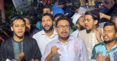 ‘কোটা গেছে যেই পথে, কমিটি যাবে সেই পথে’ স্লোগানে উত্তাল ঢাবি
