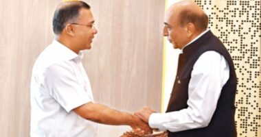 দিল্লির সঙ্গে সম্পর্কের বরফ গলাতে সহায়ক পরিবেশ চায় ঢাকা
