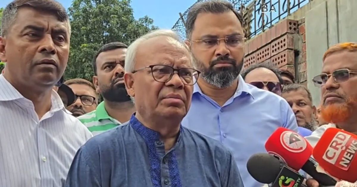 ফ্যাসিস্টকে খুশি করতে একাত্তরকে ইতিহাস থেকে মুছে দেওয়ার জন্য বর্তমানে কোনো কোনো রাজনৈতিক দল প্রচেষ্টা চালাচ্ছে: রিজভী