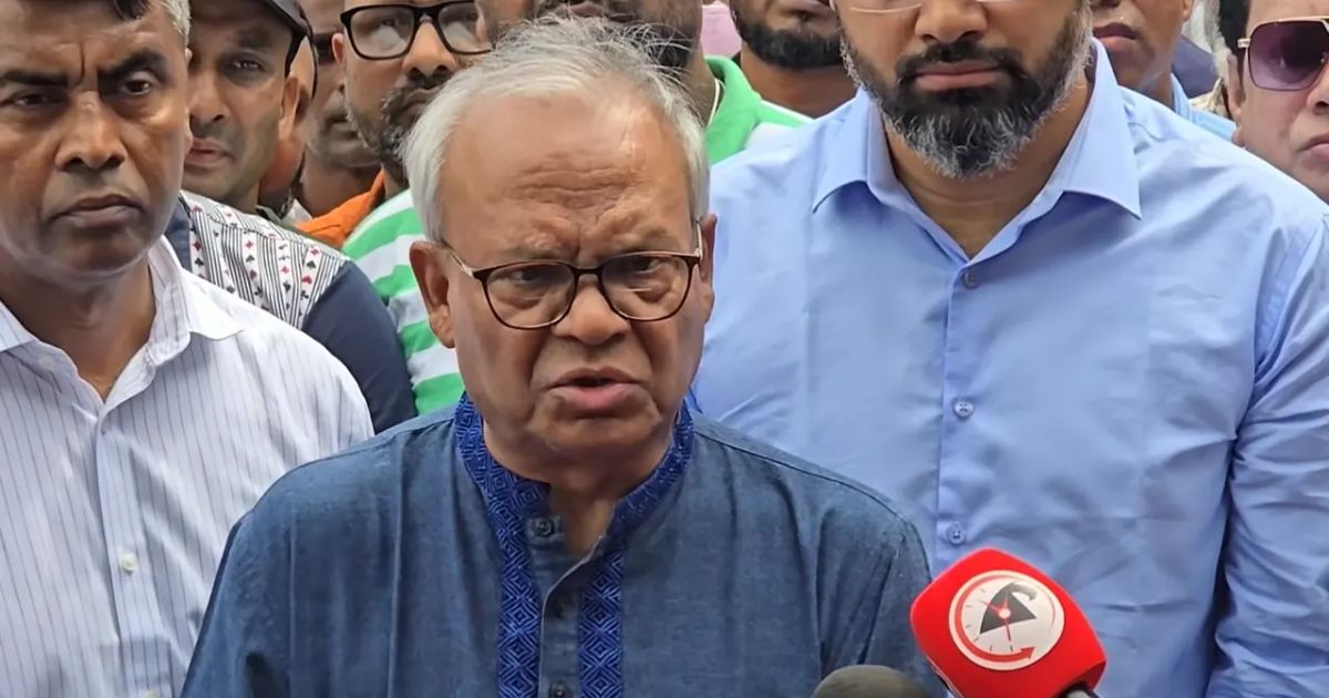 ‘হাসিনা বিদেশে বসে প্রেস কনফারেন্স করে বলছেন ডিসেম্বরে ফিরে আসবেন,এটা যেন মামার বাড়ির আবদার’: রিজভী