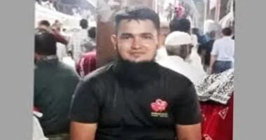 নরসিংদীতে ট্রেনের দুই বগির মাঝে পড়ে প্রান গেল যুবকের