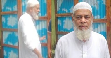 লালমোহনে স্কুল ফাঁকি দিয়ে প্রতিপক্ষের চলাচলের পথে তালা দেওয়ার অভিযোগ প্রধান শিক্ষকের বিরুদ্ধে