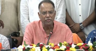 অপরিকল্পিত ঋণের কারণে বাংলাদেশ এখন ধ্বংসস্তূপের মধ্যে দাঁড়িয়ে আছে: বিদ্যুৎমন্ত্রী
