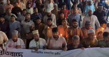 বিদ্যুৎ ও গ্যাস সংকটের প্রতিবাদে রাজধানীতে জামায়াতের মোমবাতি মিছিল