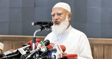 ‘আপনার রেখে যাওয়া বাগানে অনেক ফুলই ফুটেছে, কিন্তু কোথাও একটা শূন্যতা অনুভূত হচ্ছে’: জামায়াত আমির