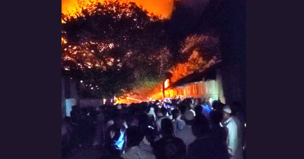 দৌলতখানে তেলের গোডাউনে ভয়াবহ অগ্নিকাণ্ড, কোটি টাকার ক্ষয়ক্ষতি