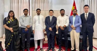 চীনের রাষ্ট্রদূতের সঙ্গে এনসিপির প্রতিনিধি দলের সাক্ষাৎ
