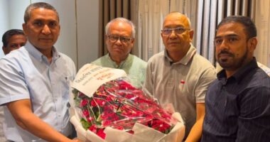 বিএনপির ভারপ্রাপ্ত মহাসচিব রুহুল কবির রিজভীর সঙ্গে যুবদল সভাপতি-সাধারণ সম্পাদকের সৌজন্য সাক্ষাৎ
