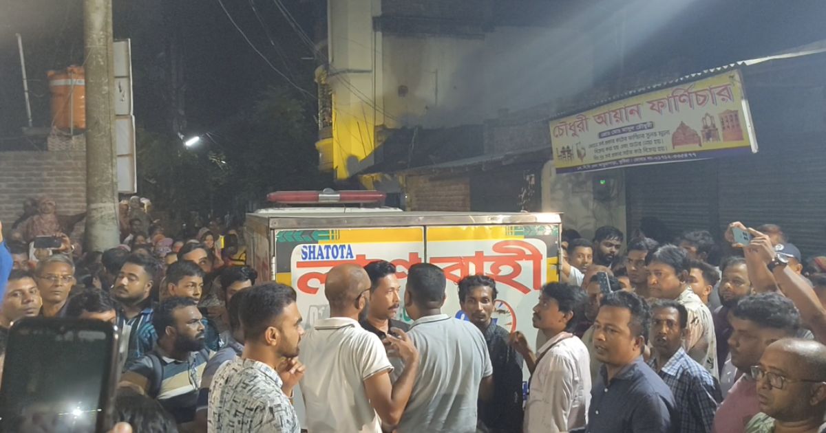 কুষ্টিয়ায় পৌঁছেছে সাংবাদিক দেবাশীষসহ চারজনের মরদেহ