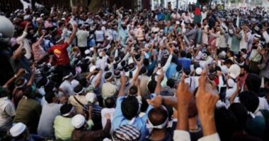 নন-এমপিও শিক্ষাপ্রতিষ্ঠান এমপিওভুক্তির দাবি আদায়ে শহীদ মিনারে অবস্থান কর্মসূচিতে শিক্ষক-কর্মচারীরা