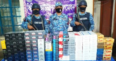 কোস্ট গার্ডের অভিযানে ৩০ হাজার ৪০০ শলাকা অবৈধ সিগারেট জব্দ