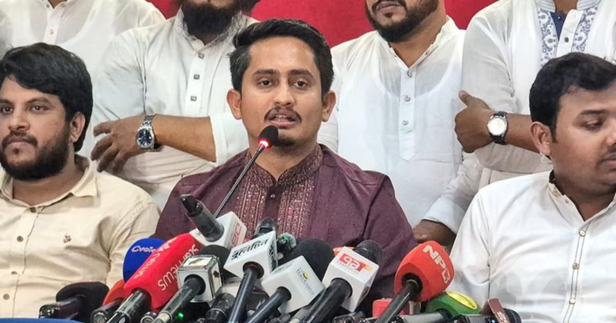 চট্টগ্রাম ডুবলে হাঁটু পানিতে শুটিংয়ের নাটক আর দেখতে চাই না: সারজিস আলম