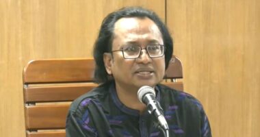 ব্যাটারিচালিত রিকশা নিয়ন্ত্রণে দ্রুত নীতিমালা করবে সরকার : ডা. জাহেদ উর রহমান