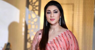 ‘নেপালে ভয়াবহ বন্যা, চিন্তা করবেন না,দোয়া করবেন যেন নিরাপদে দেশে সন্তানের কাছে ফিরতে পারি’: অপু বিশ্বাস