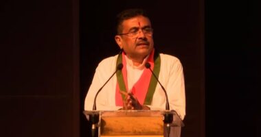 বাংলাদেশ থেকে আসা হিন্দু-বৌদ্ধ-খ্রিস্টানরা অনুপ্রবেশকারী নন: শুভেন্দু