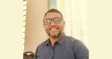 সখীপুরে সড়কে স্বাস্থ্য সহকারীর রহস্যজনক মৃত্যু, গলায় কাটার চিহ্নে হত্যার সন্দেহ