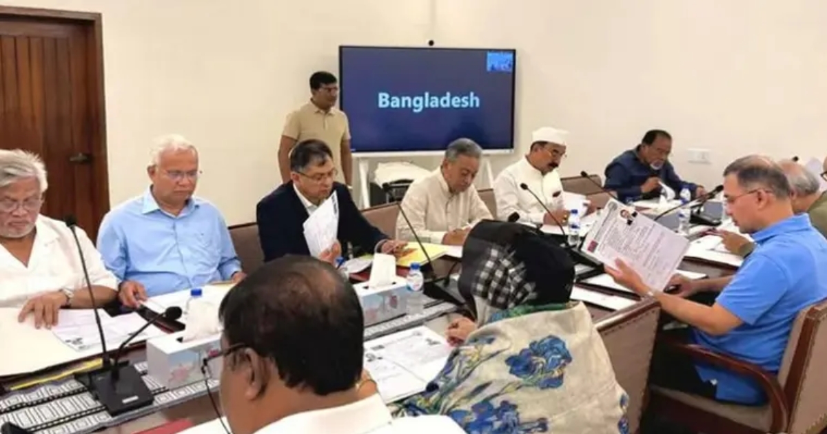 দেশের সার্বিক রাজনৈতিক পরিস্থিতি নিয়ে বিএনপির স্থায়ী   কমিটির বৈঠক চলছে