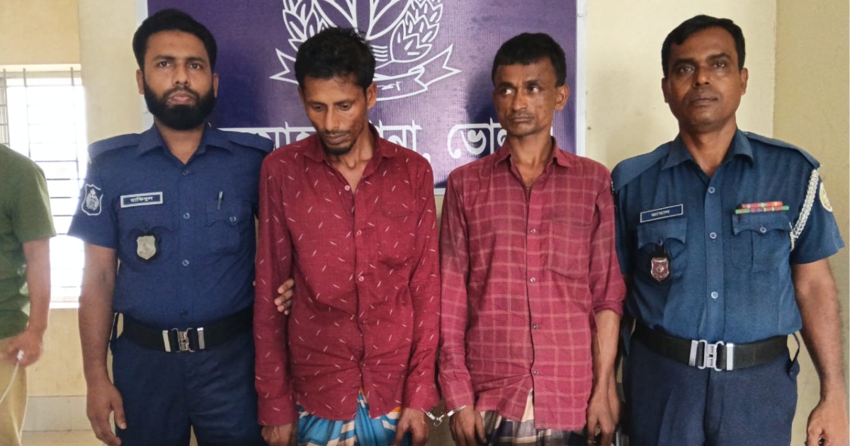 লালমোহনে ৩৯৩ পিস ইয়াবাসহ দুই মাদক কারবারি আটক
