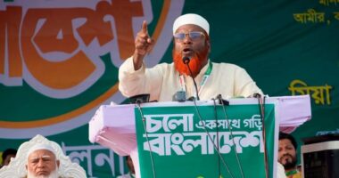 জ্বালানি তেলের মূল্যবৃদ্ধি জনজীবনে দুর্ভোগ বাড়াবে: গোলাম পরওয়ার