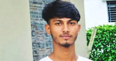 প্রেমিকার প্রত্যাখ্যান সইতে না পেরে কিশোরের আত্মহত্যা