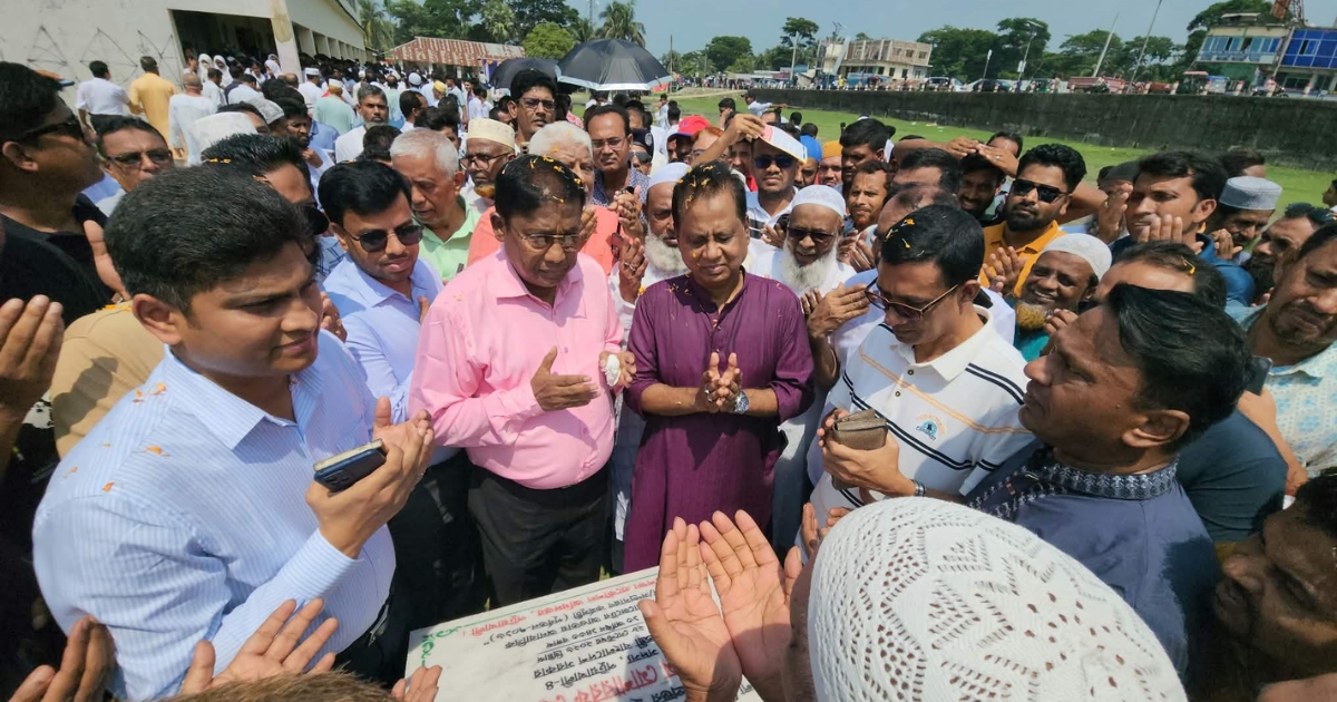 মহিপুর কো-অপারেটিভ মাধ্যমিক বিদ্যালয়ে দুটি একাডেমিক ভবনের ভিত্তিপ্রস্তর স্থাপন
