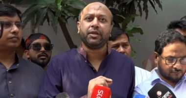 ‘গাজা ও ভারতে বুলডোজার অভিযানের নমুনা দেখলাম’: ব্যারিস্টার ‍ফুয়াদ