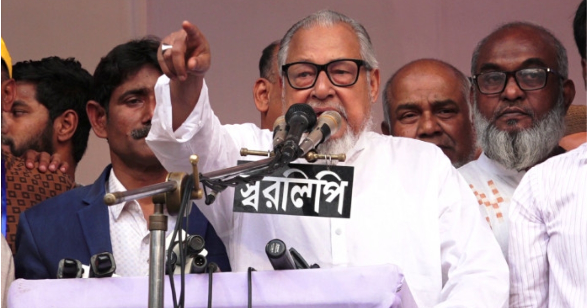 আমরা কারো কাছে হাত পাতি না,আমরা পরিশ্রমী মানুষ,কোনো চাঁদাবাজির সঙ্গে আমরা জড়িত নই: নজরুল ইসলাম খান