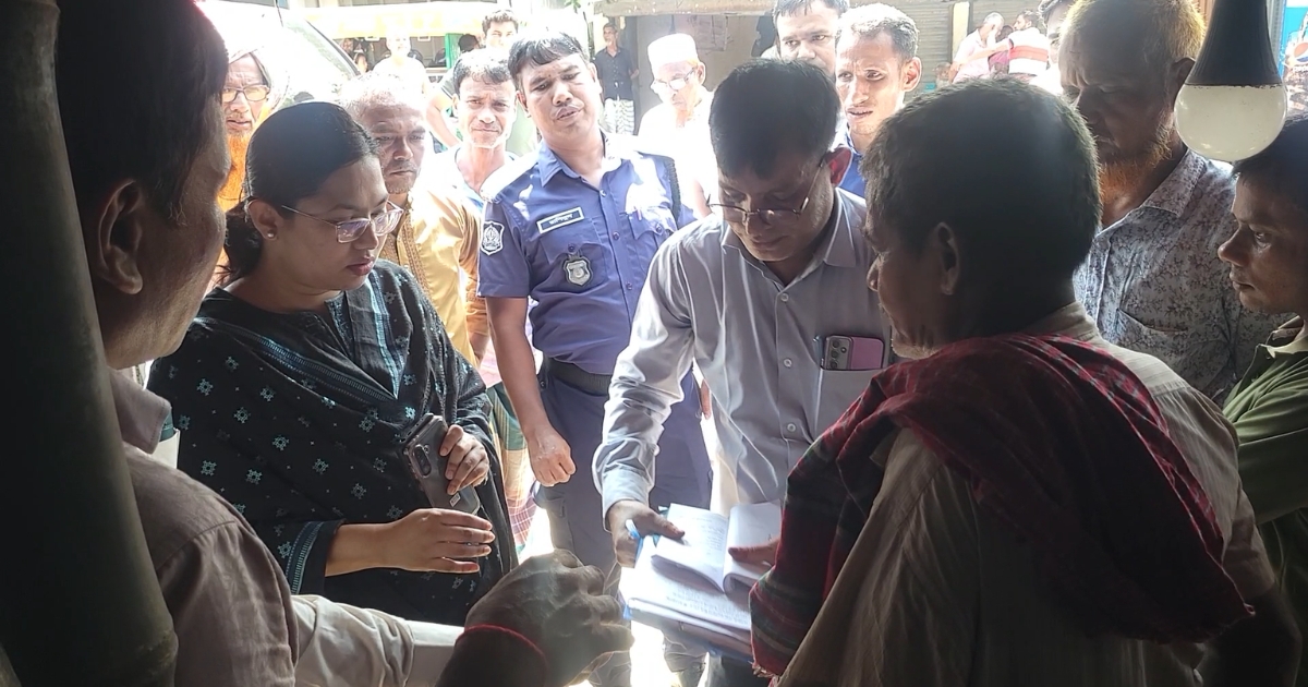 ডোমারে মোবাইল কোর্ট, ৩ হোটেল ব্যবসায়ী ও এক কসাইকে জরিমানা